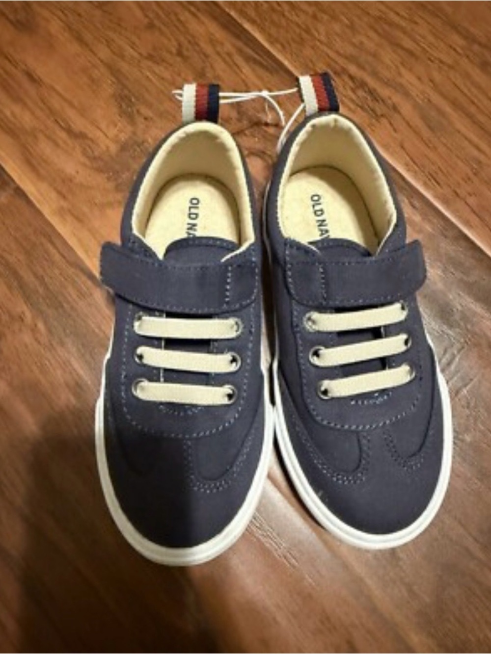 Old Navy Navy Canvas Kids Sneakers with Cream Accents stock (23)